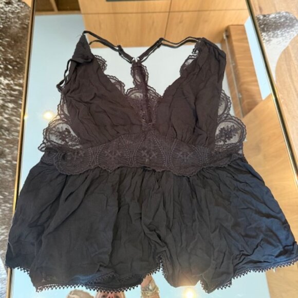 NWT Free People Lace Camisole Going Out Top in Washed Black - Size S - Picture 1 of 7